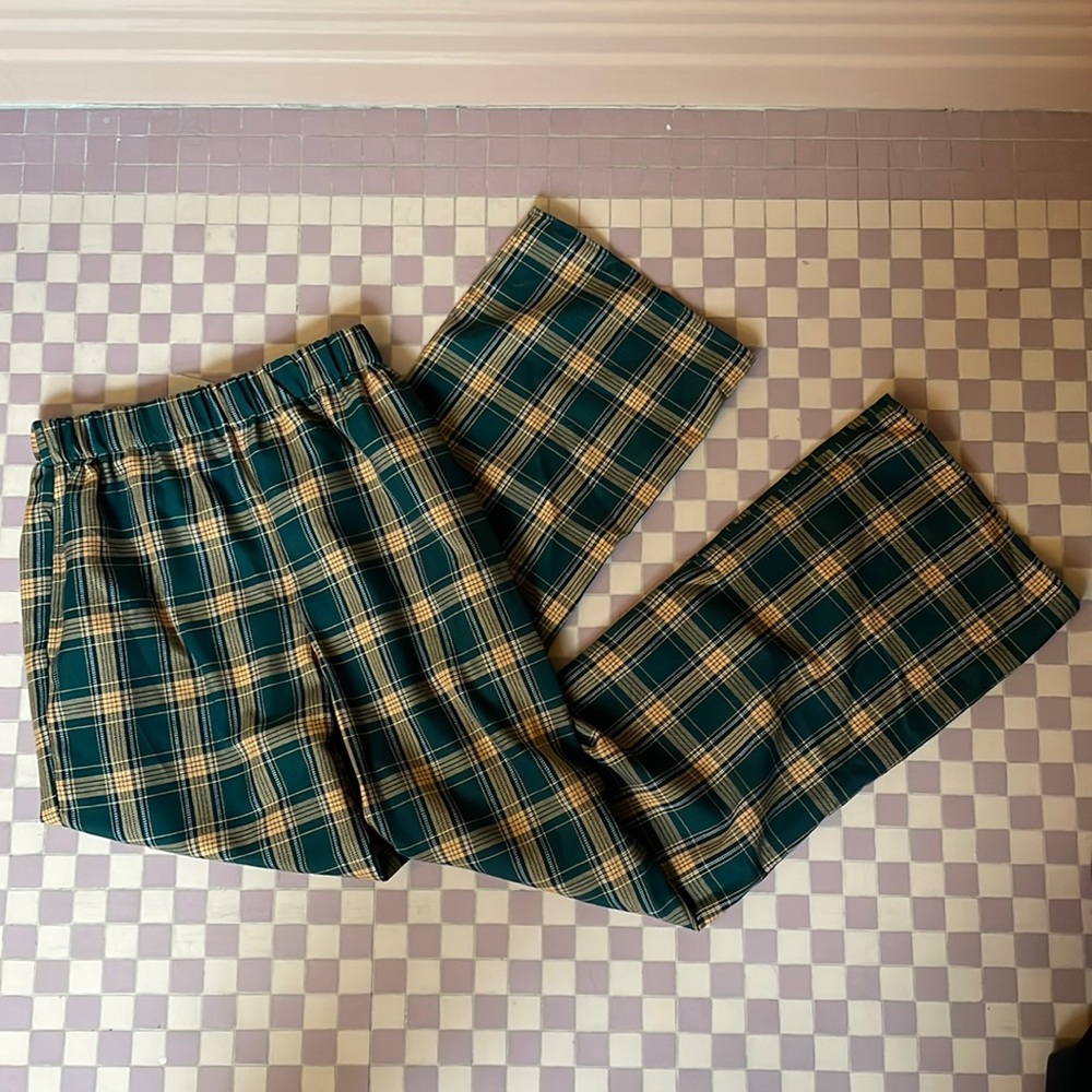 Urban renewal plaid pants NWOT